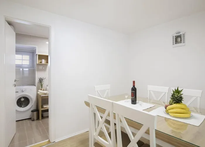 In With Bubble Bath 펜션