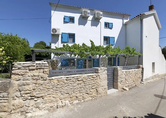 In With Bubble Bath Holiday home